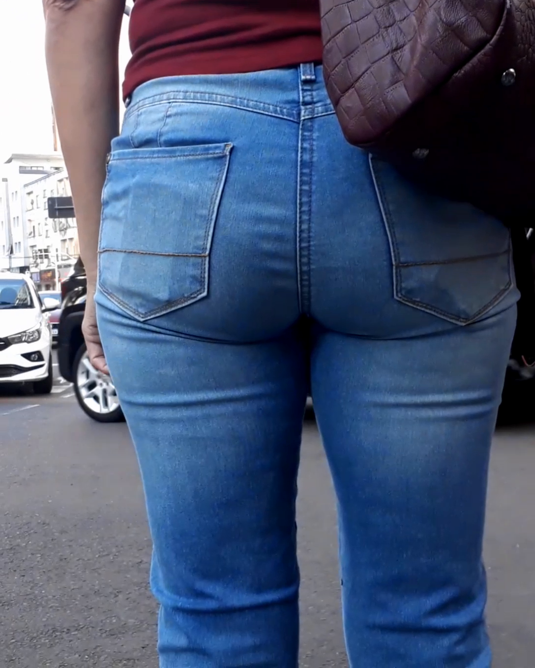 Candid Milf Ass in Tight Jeans - Porn