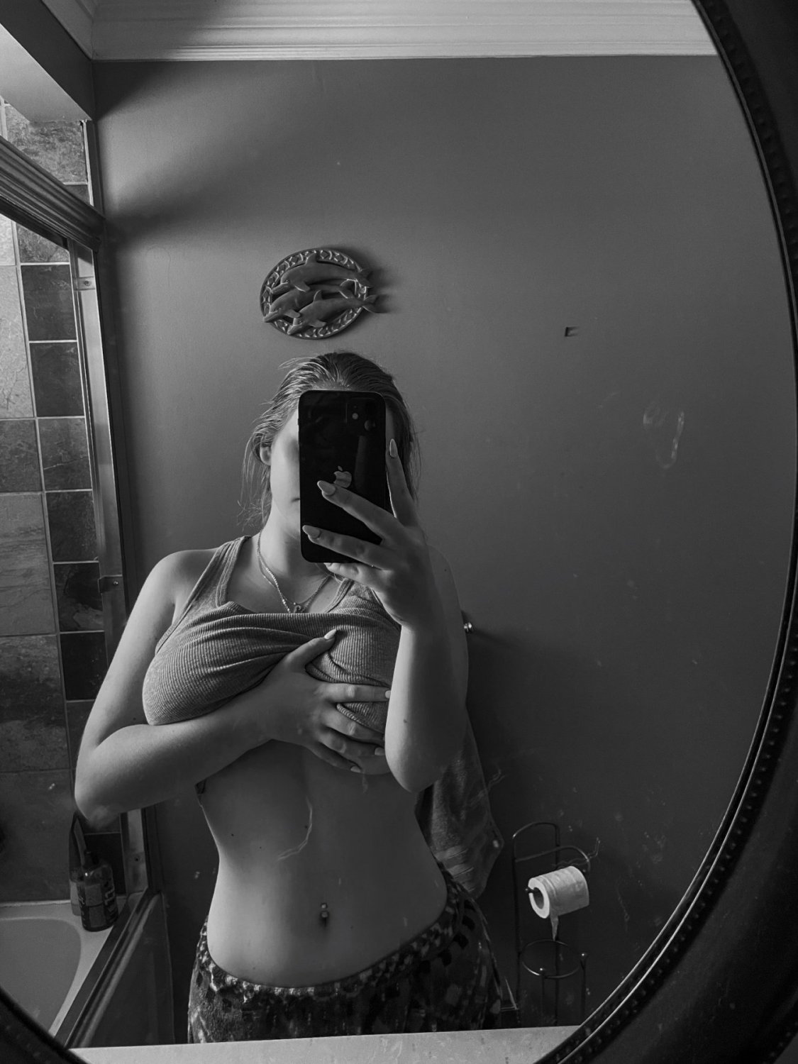 Hailey Frizzell/haileyyfrizzell 2 #iGLL6T5l