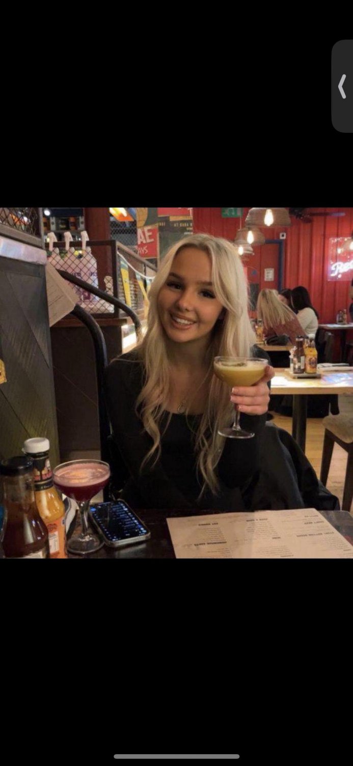 Her ig: https://www.instagram.com/anonymous_gurrllll223?igsh=enJ5cTUxbnRodnVw&utm_source=qr. Dm her #i1ZS7EnQ