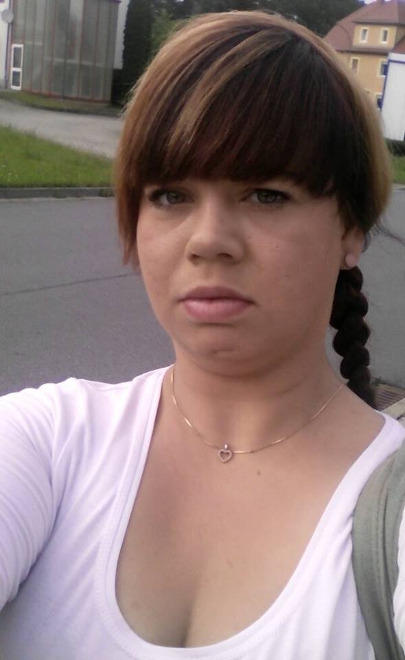 Mixed Amateur MILFs #9EMMLlCd