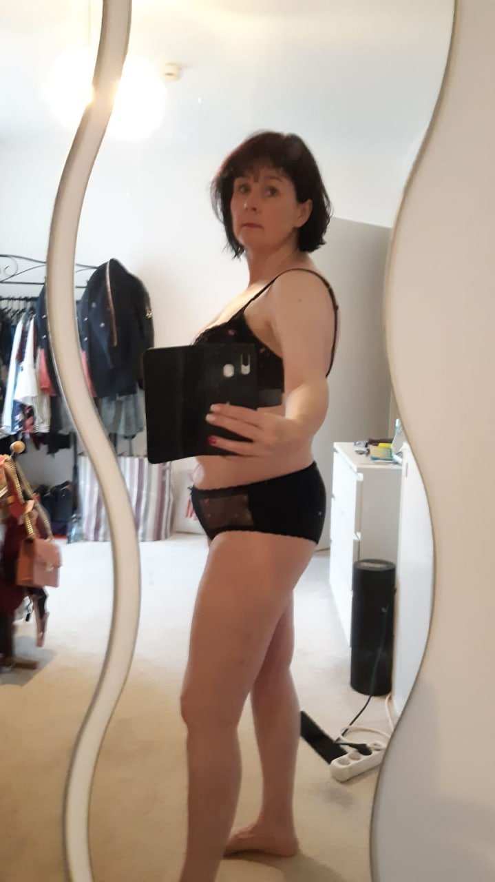 Mixed Amateur MILFs #dN4MdSDK